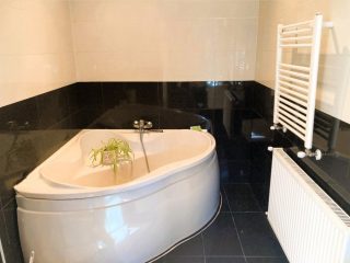 Eladó 204 m²-escsaládi ház IV. Kerület (Istvántelek) , Klára utca: 149'900'000 Ft