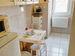 Eladó 52 m²-estársasházi lakás IV. Kerület (Izzó lakótelep) , Izzó lakótelep: 60'900'000 Ft