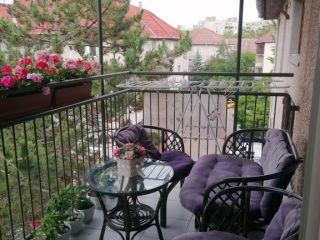 Eladó 106 m²-estársasházi lakás IV. Kerület (Káposztásmegyer I.) , Dunakeszi utca: 99'800'000 Ft