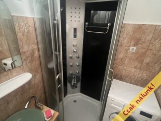 Eladó 36 m²-estársasházi lakás IV. Kerület (Káposztásmegyer I.) , Kordován tér: 54'000'000 Ft