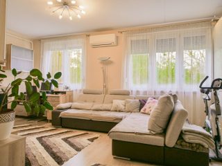 Eladó 70 m²-estársasházi lakás IV. Kerület (Káposztásmegyer I.) , Lakkozó utca: 89'900'000 Ft