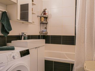 Eladó 61 m²-estársasházi lakás IV. Kerület (Káposztásmegyer I.) , Ügető utca: 80'000'000 Ft