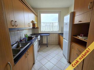 Eladó 63 m²-estársasházi lakás IV. Kerület (Káposztásmegyer II.) , Külső Szilágyi út: 74'000'000 Ft