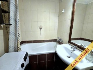 Eladó 63 m²-estársasházi lakás IV. Kerület (Káposztásmegyer II.) , Külső Szilágyi út: 74'000'000 Ft