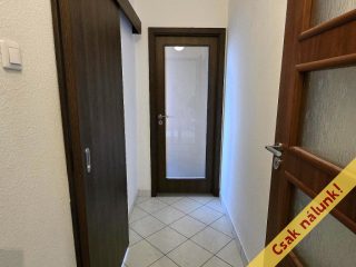 Eladó 63 m²-estársasházi lakás IV. Kerület (Káposztásmegyer II.) , Külső Szilágyi út: 74'000'000 Ft