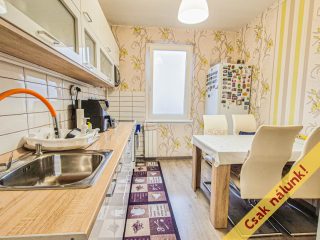 Eladó 54 m²-estársasházi lakás IV. Kerület (Káposztásmegyer II.) , Megyeri út 204 utca: 75'000'000 Ft