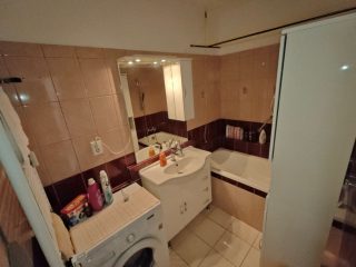 Eladó 46 m²-estársasházi lakás IV. Kerület (Káposztásmegyer II.) , Sárpatak utca: 63'390'000 Ft