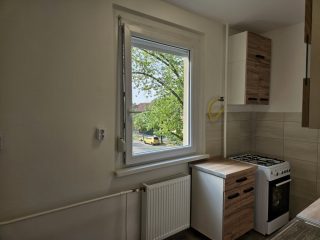 Eladó 49 m²-estársasházi lakás IV. Kerület (Megyer) , Sporttelep utca: 67'000'000 Ft