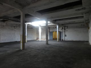 Eladó 2000 m²-esegyéb üzlethelyiség IV. Kerület (Újpest) , Baross utca: 375'000'000 Ft