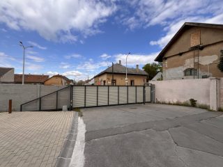 Kiadó 210 m²-esegyéb üzlethelyiség IV. Kerület (Újpest) , Baross utca: 500'000 Ft