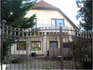 Eladó 77 m²-estársasházi lakás IV. Kerület (Újpest) , Deák Ferenc utca: 83'900'000 Ft