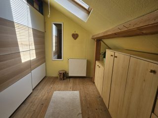 Eladó 75 m²-esházrész IV. Kerület (Újpest) , Istvántelki közeli út: 82'000'000 Ft