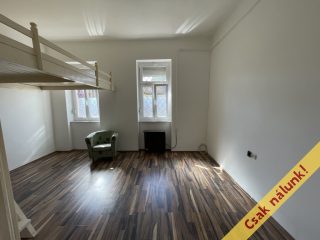 Eladó 27 m²-estársasházi lakás IV. Kerület (Újpest) , Kisfaludy utca: 29'900'000 Ft