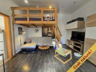 Eladó 35 m²-estársasházi lakás IV. Kerület (Újpest) , Lőrinc utca: 59'900'000 Ft