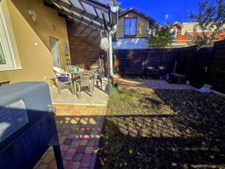 Eladó 35 m²-estársasházi lakás IV. Kerület (Újpest) , Lőrinc utca: 73'900'000 Ft