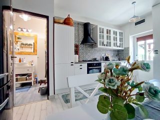 Eladó 60 m²-estársasházi lakás IV. Kerület (Újpest) , Lőrincz utca környékén: 88'000'000 Ft