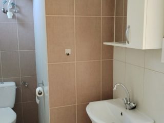 Kiadó 54 m²-estársasházi lakás IV. Kerület (Újpest) , Megyeri úthoz közeli csendes utca: 180'000 Ft