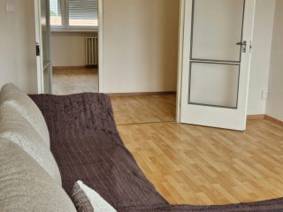 Eladó 60 m²-estársasházi lakás IV. Kerület (Újpest) , Munkásotthon utca: 250'000 Ft