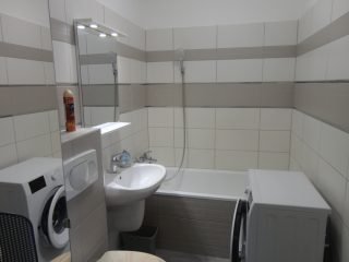 Kiadó 46 m²-estársasházi lakás IV. Kerület (Újpest) , Rózsa utca: 190'000 Ft