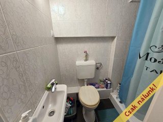 Eladó 92 m²-estársasházi lakás IV. Kerület (Újpest) , Széchenyi tér: 118'000'000 Ft