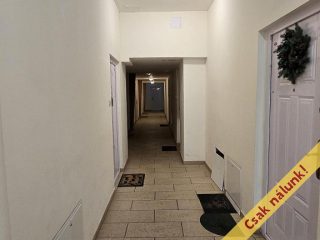 Eladó 92 m²-estársasházi lakás IV. Kerület (Újpest) , Széchenyi tér: 118'000'000 Ft