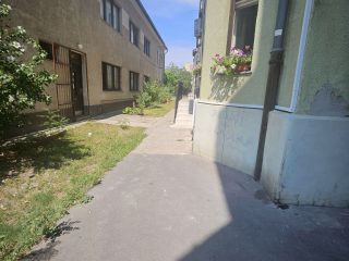 Eladó 33 m²-estársasházi lakás IV. Kerület (Újpest) , Szent László tér utca: 38'000'000 Ft