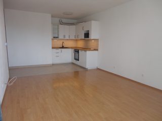 Kiadó 46 m²-estársasházi lakás IV. Kerület (Újpest) , Tél utca: 260'000 Ft