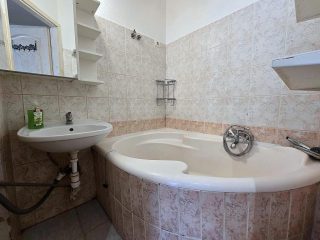 Eladó 39 m²-estársasházi lakás IV. Kerület (Újpest) , Thaly Kálmán utca: 49'900'000 Ft