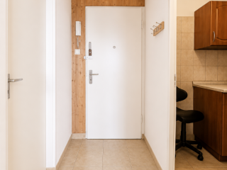 Eladó 46 m²-estársasházi lakás IV. Kerület (Újpest) , Újpest központ környékén azonnal költözhető !: 54'900'000 Ft