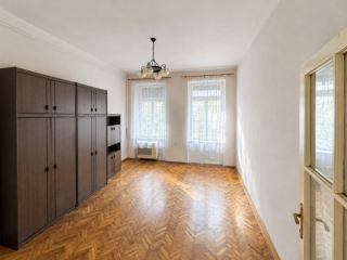 Eladó 28 m²-estársasházi lakás IV. Kerület (Újpest) , Vörösmarty utca: 28'900'000 Ft
