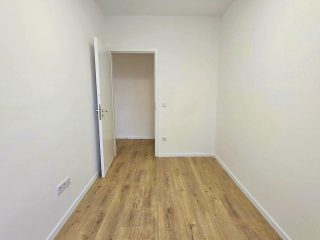 Eladó 75 m²-estársasházi lakás IV. Kerület (Újpest-kertváros) , Attila utca: 99'900'000 Ft