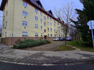 Eladó 75 m²-estársasházi lakás IV. Kerület (Újpest-kertváros) , Attila utca: 99'900'000 Ft