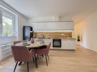 Eladó 75 m²-estársasházi lakás IV. Kerület (Újpest-kertváros) , Attila utca: 96'000'000 Ft