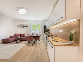 Eladó 75 m²-estársasházi lakás IV. Kerület (Újpest-kertváros) , Attila utca: 96'000'000 Ft