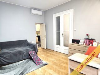 Eladó 73 m²-esházrész IV. Kerület (Újpest-kertváros) , Lőrinc utca: 78'000'000 Ft