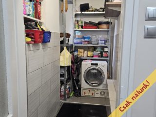 Eladó 73 m²-esházrész IV. Kerület (Újpest-kertváros) , Lőrinc utca: 78'000'000 Ft