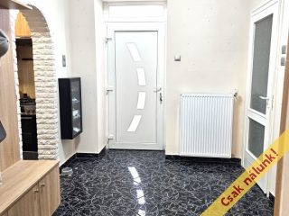 Eladó 73 m²-esházrész IV. Kerület (Újpest-kertváros) , Lőrinc utca: 78'000'000 Ft