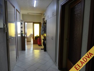 Eladó 250 m²-escsaládi ház IV. Kerület (Újpest-kertváros) , Megyer: 145'000'000 Ft