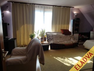Eladó 250 m²-escsaládi ház IV. Kerület (Újpest-kertváros) , Megyer: 145'000'000 Ft