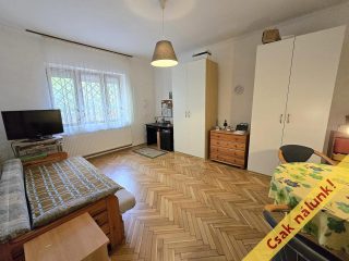 Eladó 37 m²-estársasházi lakás IV. Kerület (Újpest-kertváros) , Pöltenberg Ernő utca: 46'000'000 Ft