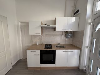 Eladó 39 m²-estársasházi lakás IV. Kerület (Újpest-kertváros) , Tinódi utca: 54'900'000 Ft
