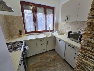 Eladó 213 m²-escsaládi ház IV. Kerület (Újpest-kertváros) , Vécsey Károly utca: 148'000'000 Ft