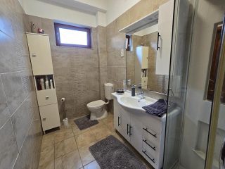 Eladó 213 m²-escsaládi ház IV. Kerület (Újpest-kertváros) , Vécsey Károly utca: 148'000'000 Ft