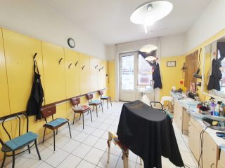 Eladó 43 m²-esüzlethelyiség utcai bejárattal IX. Kerület (Belső Ferencváros) , Ferenc körúti Villamosmegálló közeli utca: 6'800'000 Ft