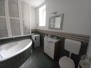 Eladó 71 m²-estársasházi lakás IX. Kerület (Belső Ferencváros) , Lónyay utca: 129'000'000 Ft