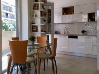 Eladó 74 m²-estársasházi lakás IX. Kerület (Belső Ferencváros) , Vágóhíd utca: 153'500'000 Ft