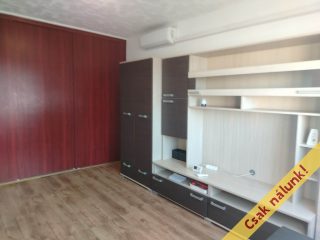 Eladó 35 m²-estársasházi lakás IX. Kerület (József Attila ltp.) , Csárdás köz utca: 49'900'000 Ft