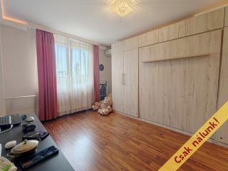 Eladó 26 m²-estársasházi lakás IX. Kerület (József Attila ltp.) , Epreserdő utca: 39'990'000 Ft