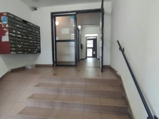 Eladó 52 m²-estársasházi lakás IX. Kerület (József Attila ltp.) , Határ úti mertóhoz közeli utca: 61'500'000 Ft