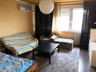 Eladó 53 m²-estársasházi lakás IX. Kerület (József Attila ltp.) , Üllői út: 67'500'000 Ft